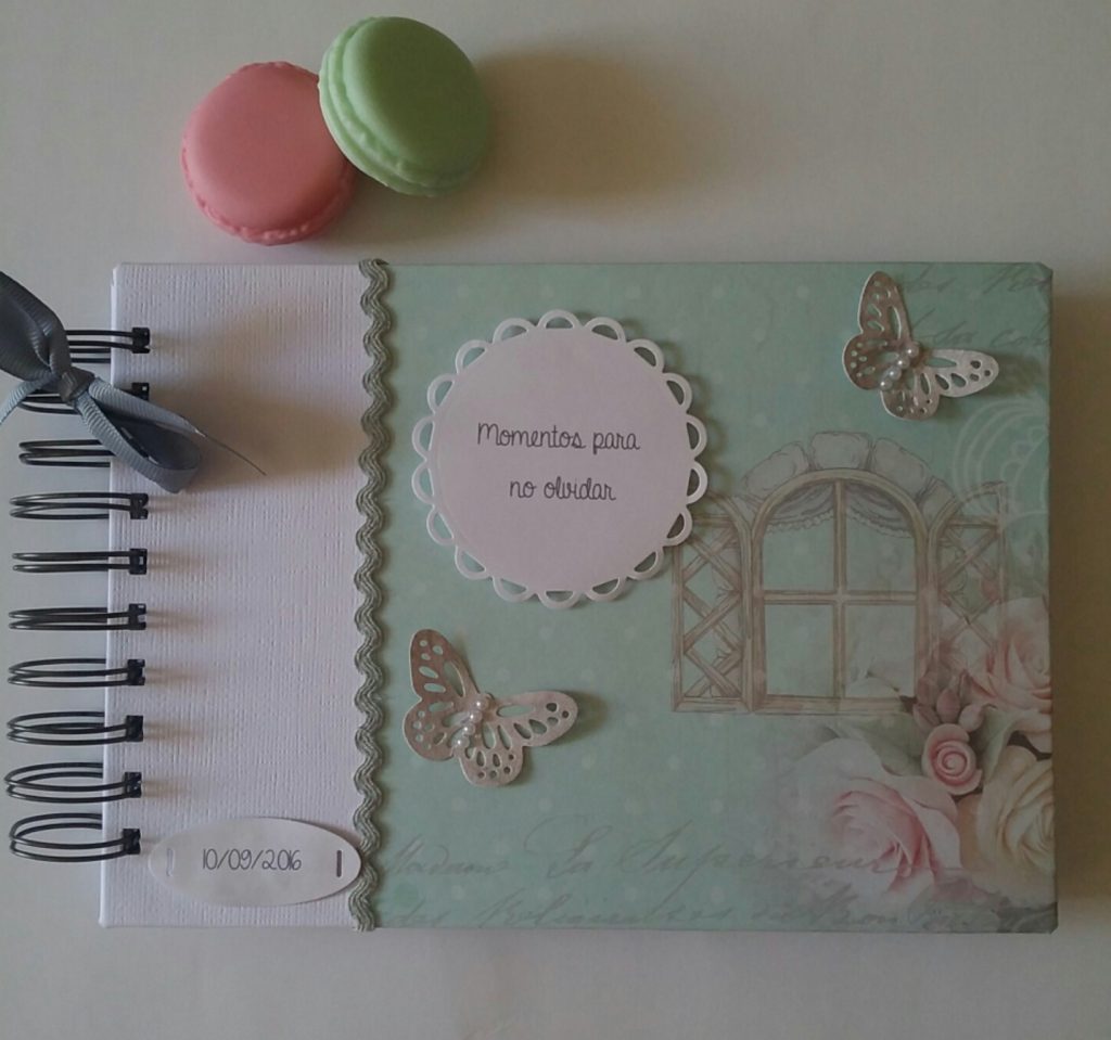 Álbum de scrapbook de boda personalizado en tonos rosa beigue menta